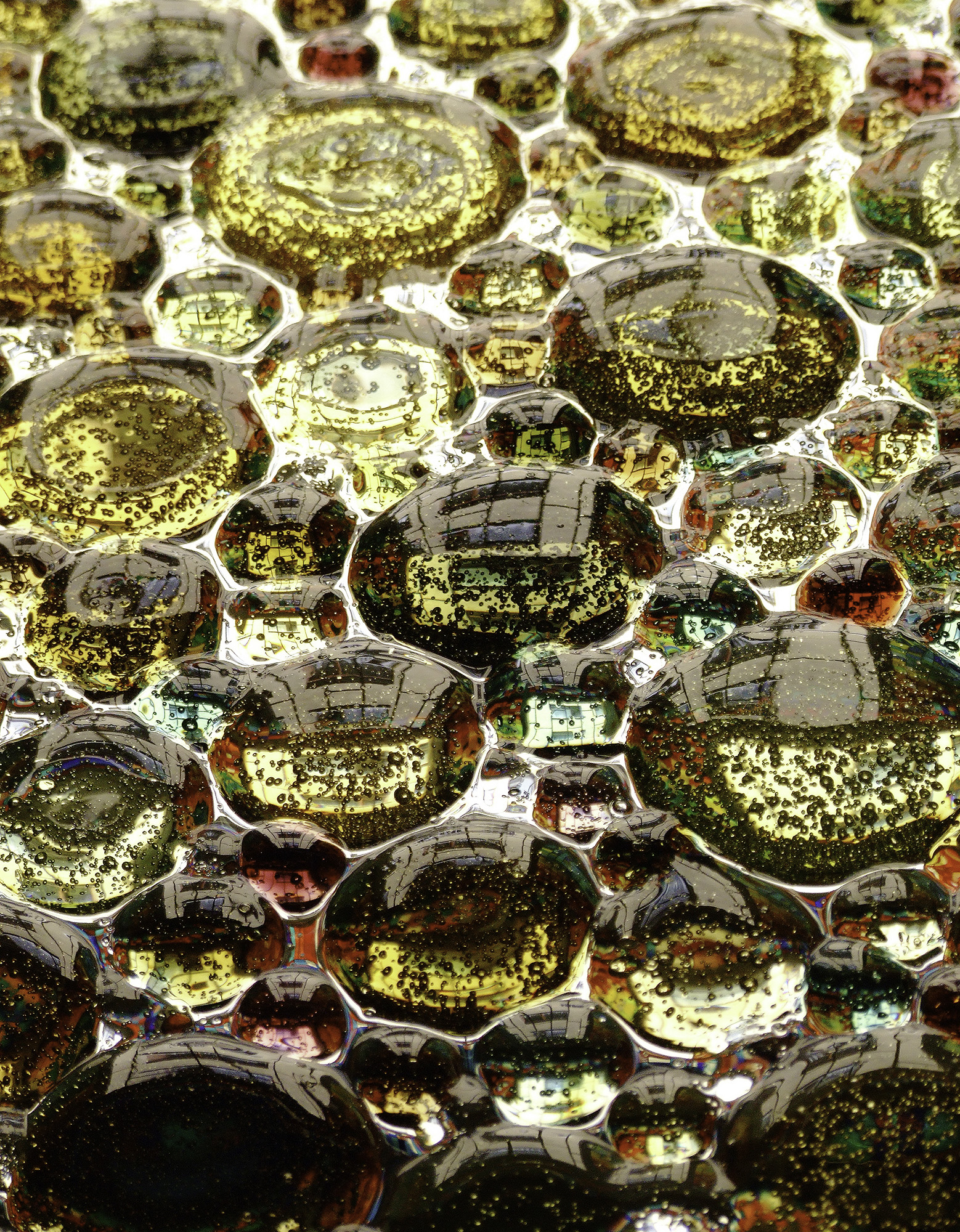 Bubble mirror details